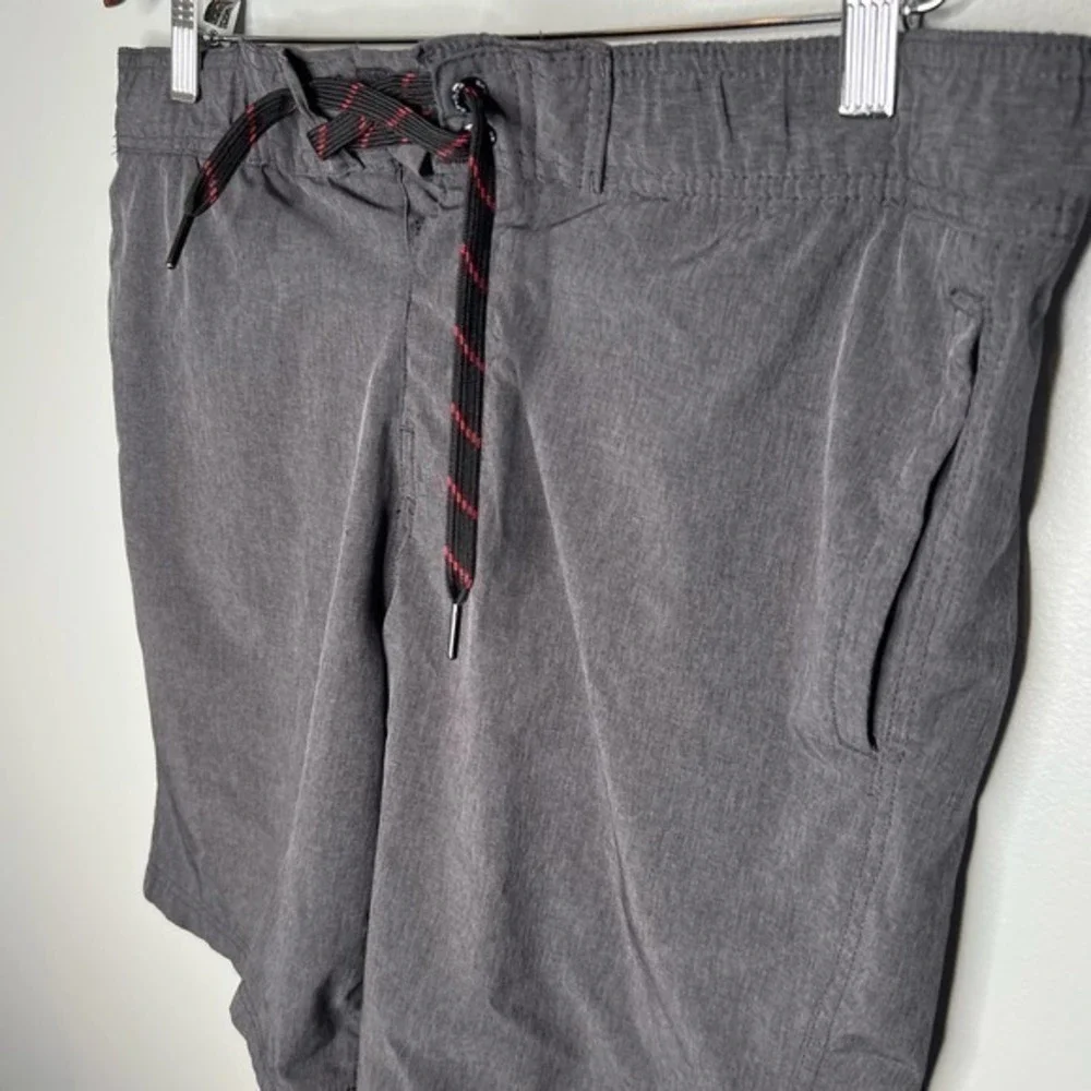Spyder men's gray swim trunks tie front hook loop pockets swimsuit size small